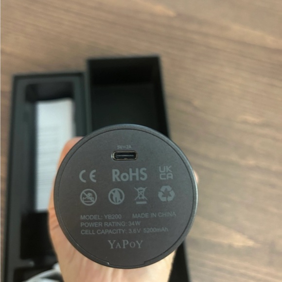 Like New - Cordless Hair Curler - Picture 3 of 5